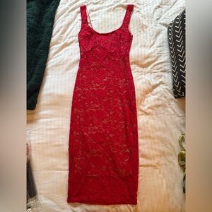 Hot Miami Styles Red Lace Midi Dress